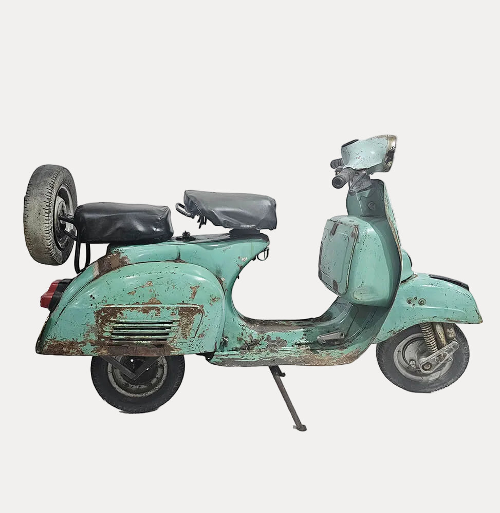 GAMMEL TURKISBLÅ SCOOTER